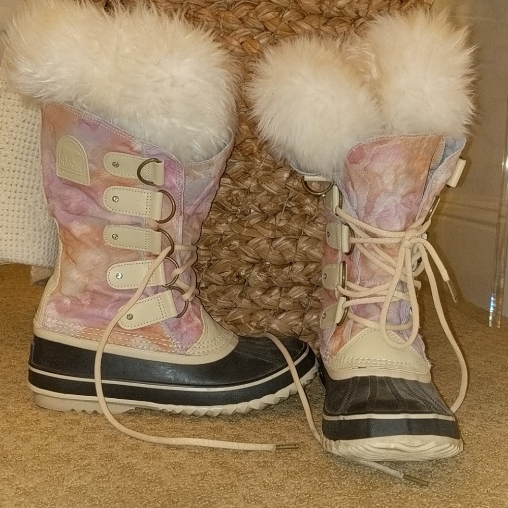Sorel pink Joan of Arctic boots sz 9